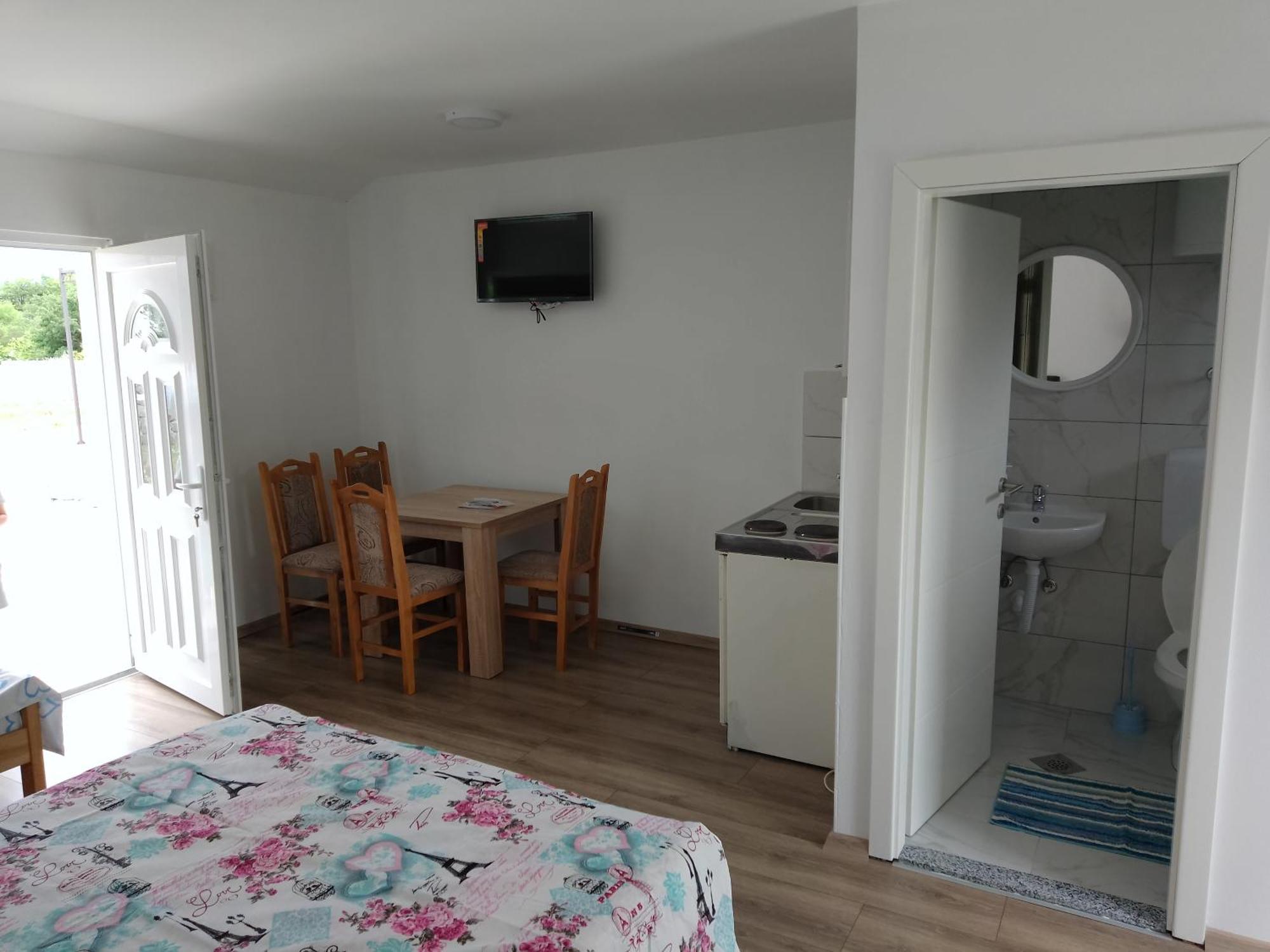 Apartmani Matej 트레빈예 외부 사진